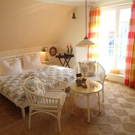 Haus Seeschwalbe Guest house